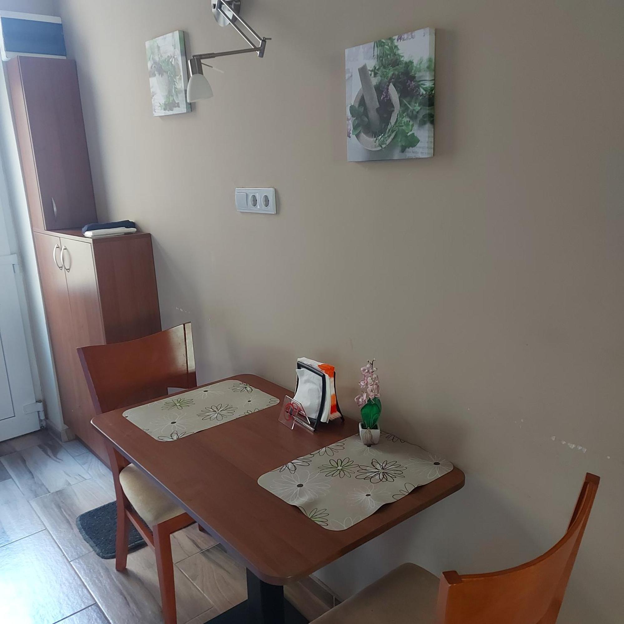 Cute Apartment Close To The Center Будапеща Екстериор снимка